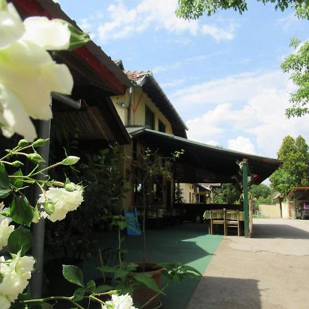 Fogado Hotel Palic Exterior photo